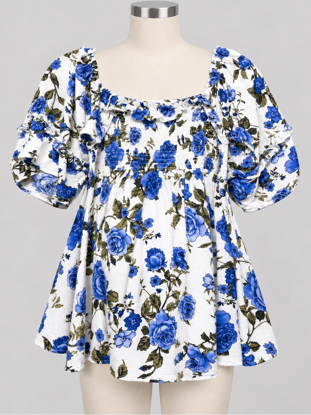 Eden & Olivia Maternity S White Blue Floral Babydoll Top Rayon Smocked Puff